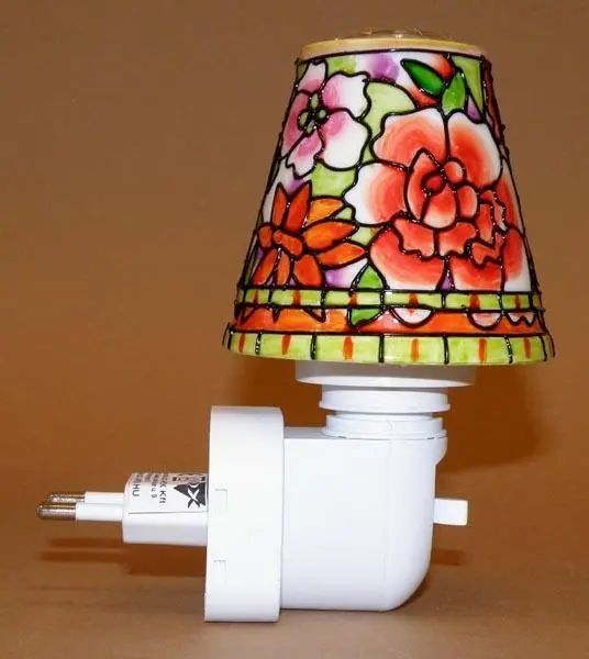 Foto do aviso oficial: Freeart NightLight / ÉJJELIFÉNY Luzes noturnas — risco: Choque elétrico