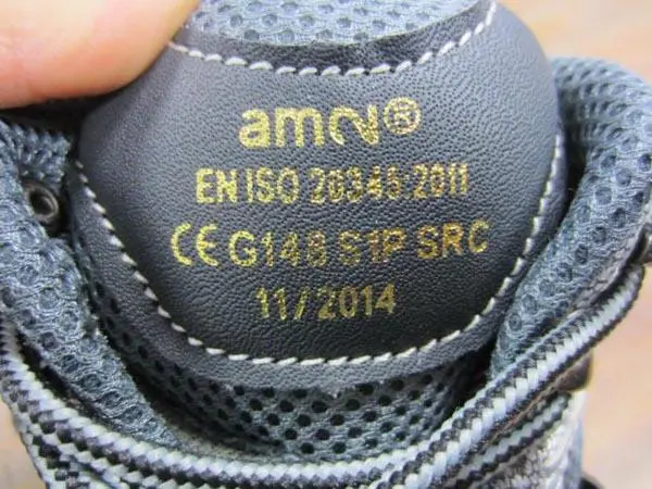 Photo de l’avis officiel: AM2 Chaussures de sécurité — risque: Risque chimique