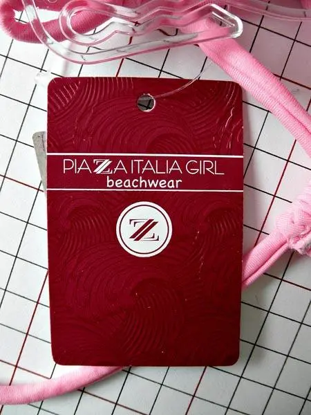 Photo de l’avis officiel: Piazza Italia Beachwear Bikini pour filles — risque: Blessures & Etranglement