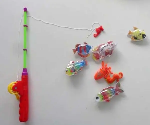Photo de l’avis officiel: Cladellas 2000 Fishing Games Jeu de pêche magnétique — risque: Blessures