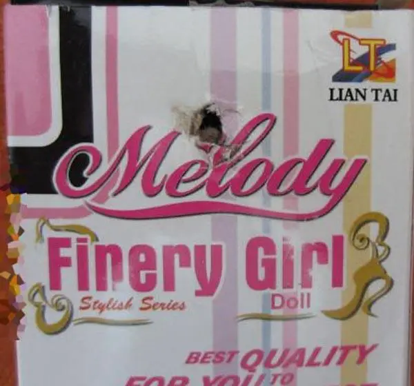 Foto do aviso oficial: LIAN TAI Melody - Finery Girl Boneca de plástico — risco: Químico