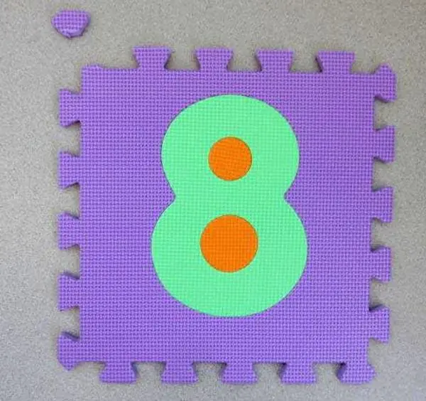Foto aus der offiziellen Meldung: Arregui Puzzle-Matte — Risiko: Ersticken