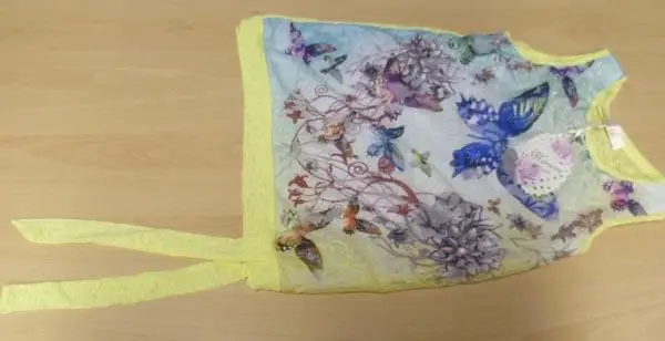 Foto uit de officiële melding: Marions Kinderkleding sets — risico: Verwonding