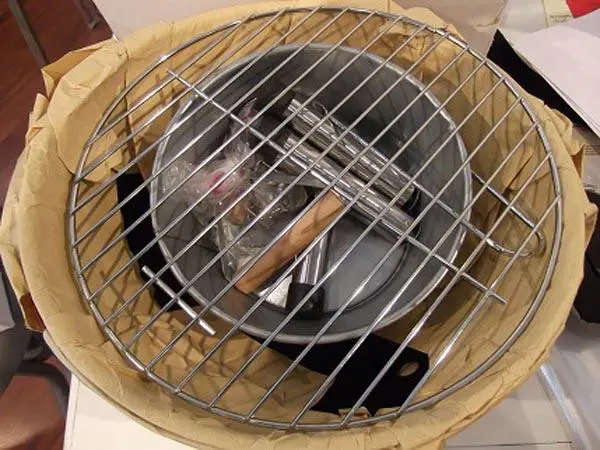 Photo de l’avis officiel: Maisons du Monde Outside Charcoal BBQ Barbecue — risque: Brûlures