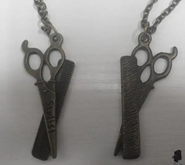Foto do aviso oficial: Náhrdelník nužky bronz ("Necklace scissors bronze") Colar com pingente — risco: Químico