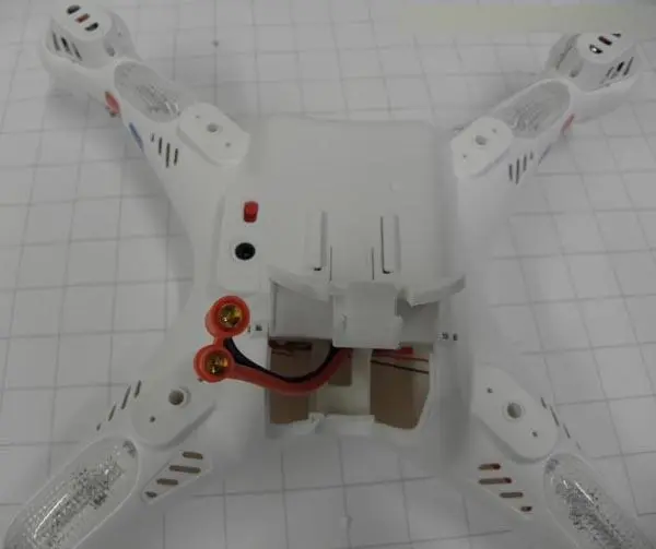 Foto do aviso oficial: SYMA 4 CH Remote Control Quatrocopter — risco: Choque elétrico