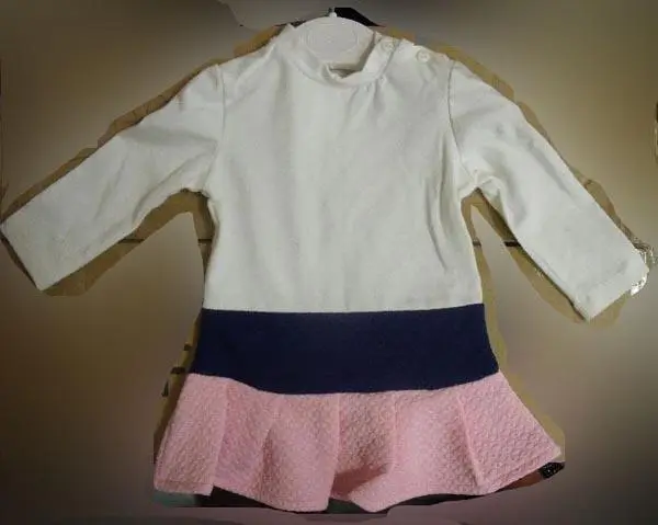 Photo from the official notice: GSG babies' clothes — choking risk