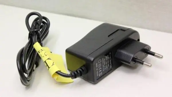 Photo de l’avis officiel: Satex Jumpstarter / Powerbank Bloc d’alimentation — risque: Choc électrique