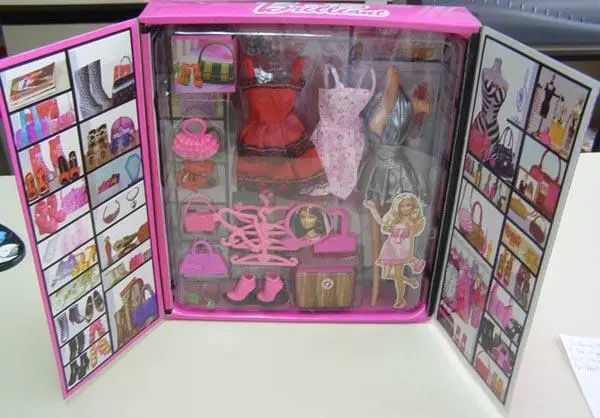Photo de l’avis officiel: Brilliant Poupée en plastique — risque: Risque chimique (A12/1739/15)