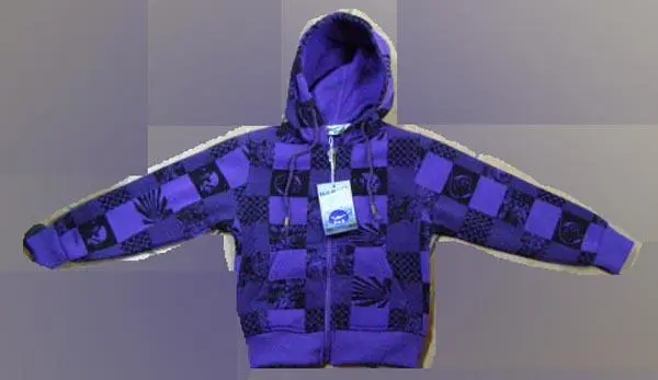 Photo from the official notice: H&amp;S children’s sweatshirt — strangulation risk (A12/1588/15)