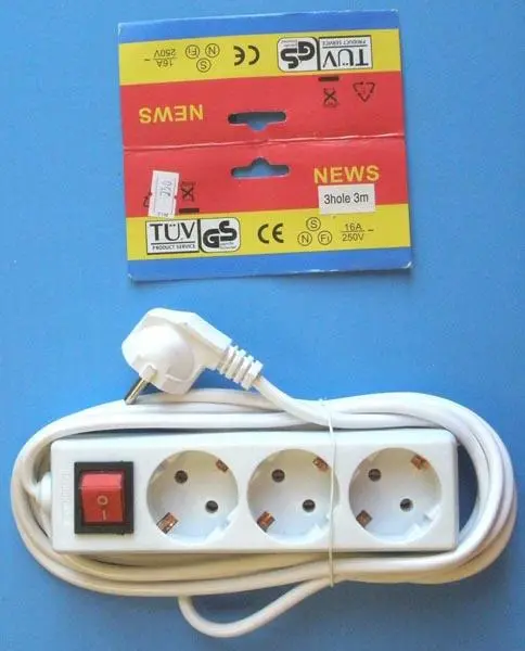 Foto dell’avviso ufficiale: NEWS 3hole 5m / 3hole 3m Cavo di estensione della rete — rischio: Scossa elettrica & Incendio