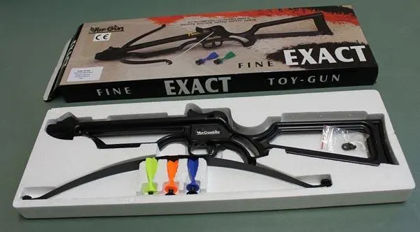 Foto do aviso oficial: Toy-Gun Fine Exact Arco-de-brinquedo — risco: Engasgamento