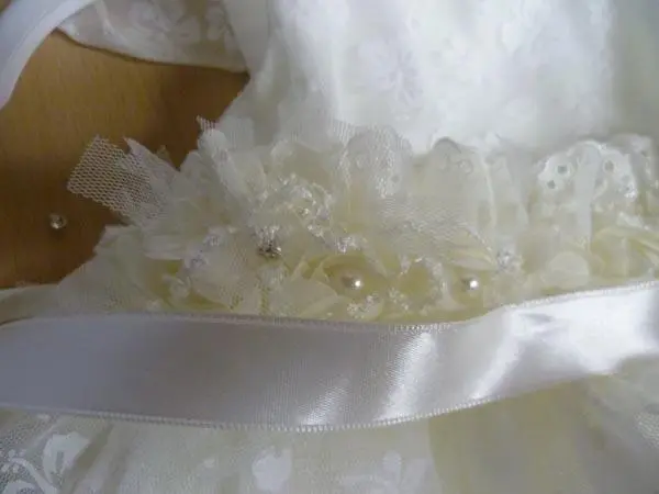 Foto aus der offiziellen Meldung: MISS - Seviva Girls Kinderkleid — Risiko: Ersticken