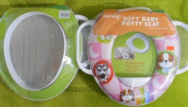 Foto do aviso oficial: RONGYI Soft Baby Potty Seat, Beautiful Beginnings Coxia de casa de banho de plástico para crianças — risco: Químico