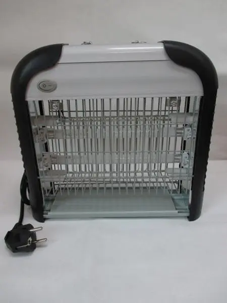 Photo from the official notice: Insect Killer / Electronic Insect Killer with UVA Lamp εlectric insect killer — electric shock risk