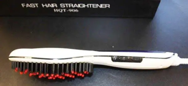 Photo from the official notice: Fast Hair Straightener — electric shock risk