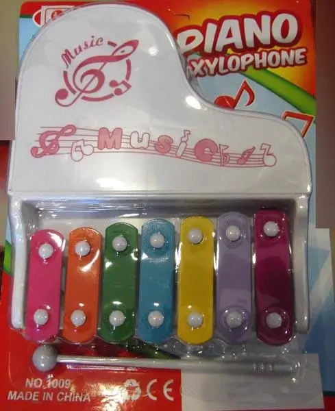 Foto do aviso oficial: Fantástiko PIANO – XYLOPHONE Xilofone de brinquedo — risco: Engasgamento