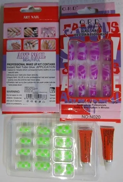 Foto do aviso oficial: O.R.D 1.) NAIL ART DECORATION KIT - ART NAIL BEAUTIFUL; 2.) Splendid Nail; 3.) NAIL ART - CRACKING NAIL AR Unh — risco: Químico