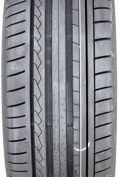 Photo de l’avis officiel: Dunlop SportMaxx GT Pneumatiques pour voitures — risque: Blessures