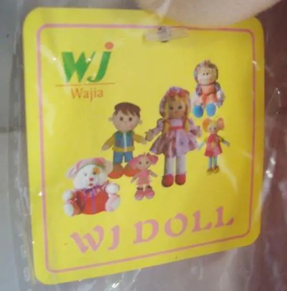 Foto do aviso oficial: WAJIA WJ DOLL Boneca de tecido — risco: Químico & Engasgamento