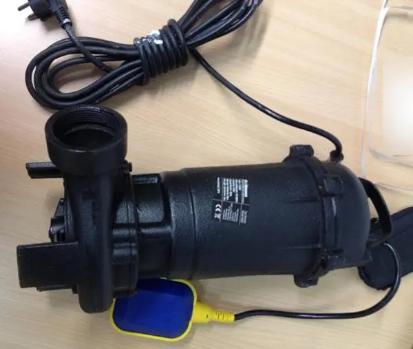 Foto do aviso oficial: Heidmann Pompa rozdrabniacz / Tauchmotorpumpe Bomba submersível — risco: Choque elétrico