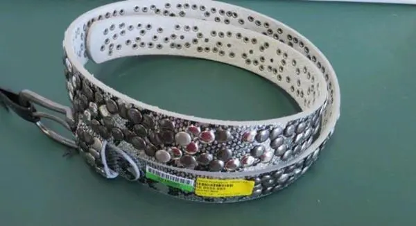 Foto uit de officiële melding: Gürtel - Belt Leren riem — risico: Chemische risico's