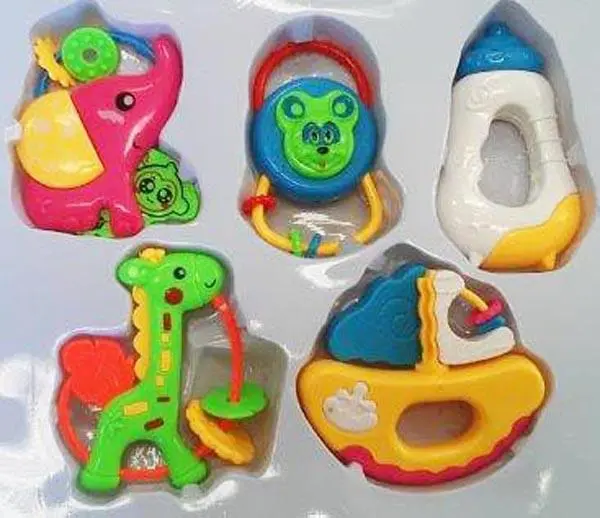 Photo de l’avis officiel: Baby Rattle - Baby Love Play Set Jeu de hochet — risque: Étouffement