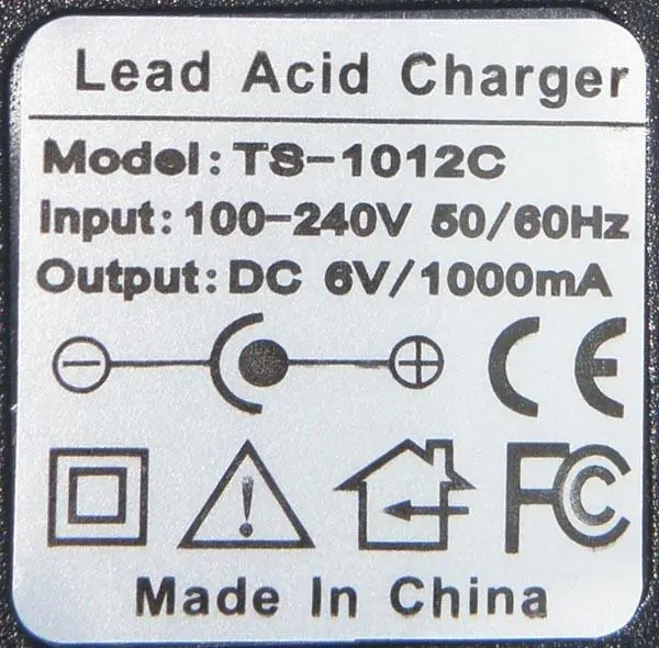 Photo de l’avis officiel: Lead Acid Charger Chargeur de batterie — risque: Choc électrique