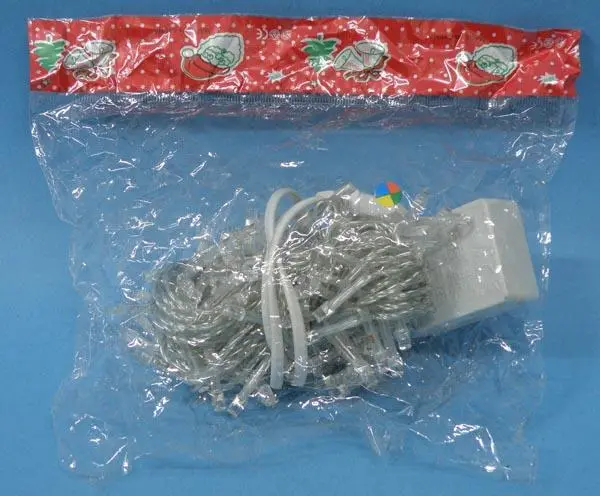 Foto del aviso oficial: Blumagix / Orion Christmas LED light 8 MultiFunction Cadena de iluminación — riesgo: Choque eléctrico & Incendio (A12/0685/16)