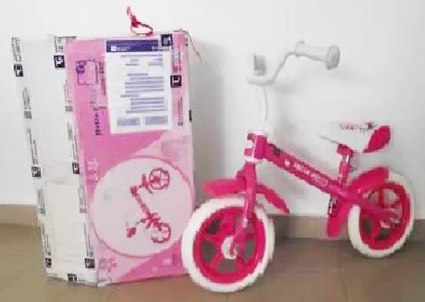 Photo de l’avis officiel: Hello Kitty Équilibre bicyle — risque: Étouffement & Suffocation