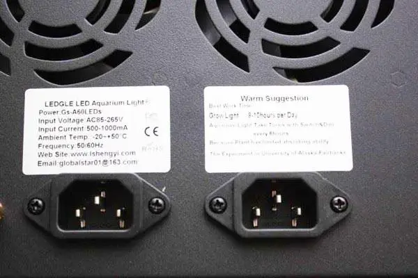 Foto aus der offiziellen Meldung: LEDGLE LED Aquarium Light Aquarienlicht — Risiko: Elektrischer Schlag & Feuer