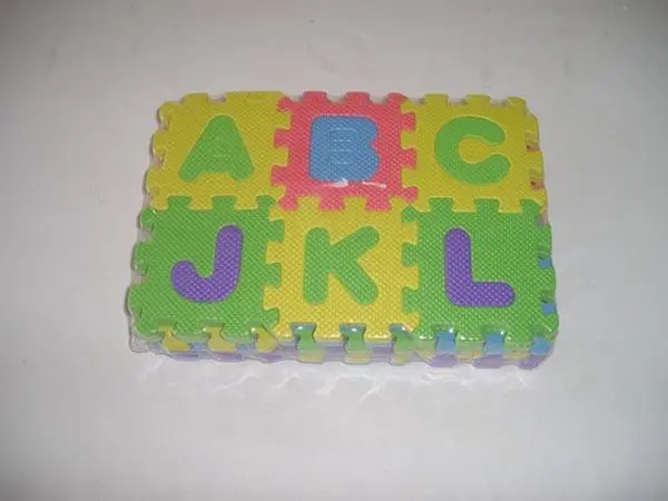Foto aus der offiziellen Meldung: JIN wa wa, Nowa EVA PUZZLE MATS Puzzle-Matte — Risiko: Ersticken