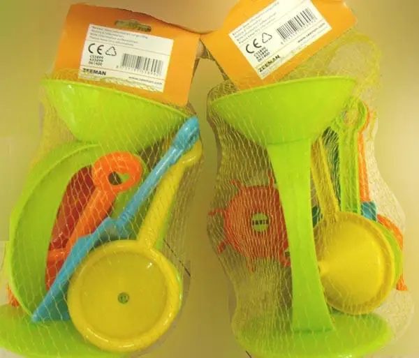 Photo de l’avis officiel: Zeeman Ensemble de jouets de plage — risque: Étouffement