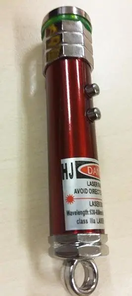 Foto aus der offiziellen Meldung: HJ NEW LASER &amp; LED LIGHT Laserpointer — Risiko: Sehschaden