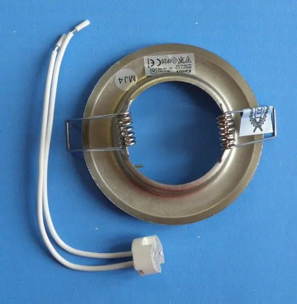 Foto aus der offiziellen Meldung: Kanlux Spot Lámpatest/Ceiling Lighting Point Fitting Deckenleuchte — Risiko: Verbrennungen & Elektrischer Schlag
