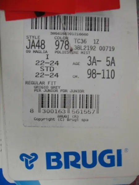 Foto do aviso oficial: Brugi Pijama infantil — risco: Estrangulamento