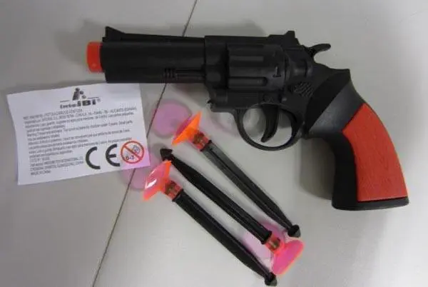 Photo de l’avis officiel: Inteibi Pistolet à jouets — risque: Étouffement