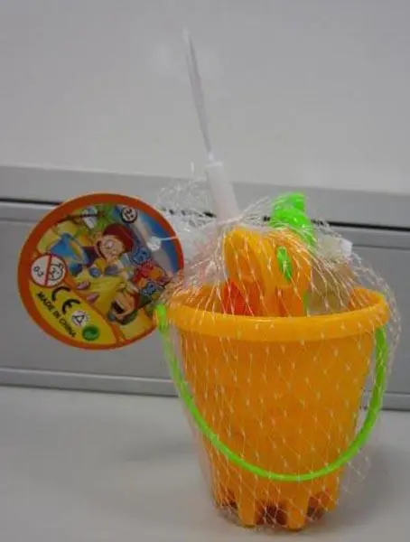 Foto dell’avviso ufficiale: Inteibi Beach toys/Set de Playa Set di giocattoli da spiaggia — rischio: Ostruzione delle vie aeree