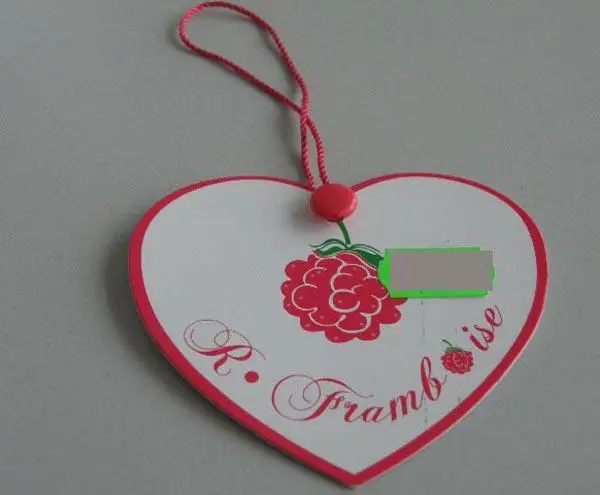 Photo de l’avis officiel: R. Framboise Robe de fille — risque: Étouffement