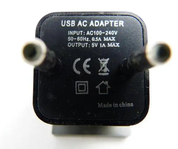 Photo de l’avis officiel: Powerstar Mini 3 in 1 Charger Set / USB AC Adapter Chargeur — risque: Choc électrique