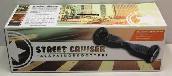 Foto aus der offiziellen Meldung: Flo-Board, Street Cruiser TASAPAINOSKOOTTERI ('Self balancing scooter') Selbstausgleichender Roller — Risiko: Elektrischer Schlag & Feuer