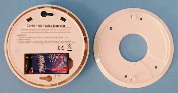 Photo de l’avis officiel: Carbon Monoxide Detector Détecteur de monoxyde de carbone — risque: Asphyxie (A12/1389/16)