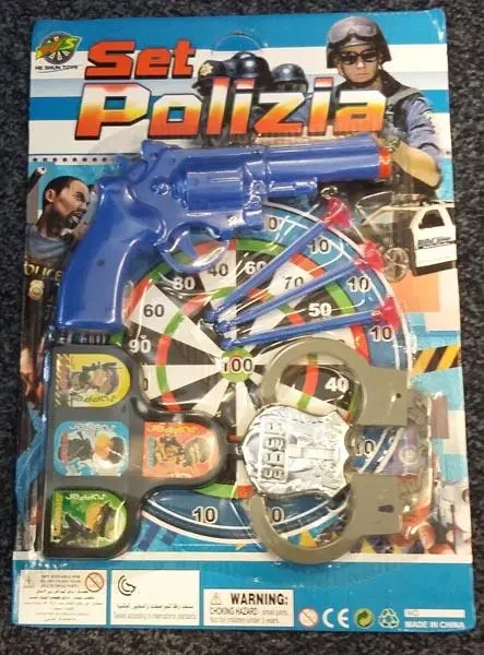 Foto dell’avviso ufficiale: Memon / He Shun Toys Set Polizia Set della polizia di giocattoli — rischio: Rischio chimico & Ostruzione delle vie aeree