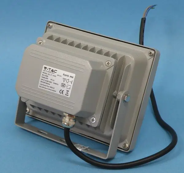 Foto uit de officiële melding: V-TAC LED FLOODLIGHT NEO CLASSIC SERIES Schijnwerpers — risico: Elektrische schok
