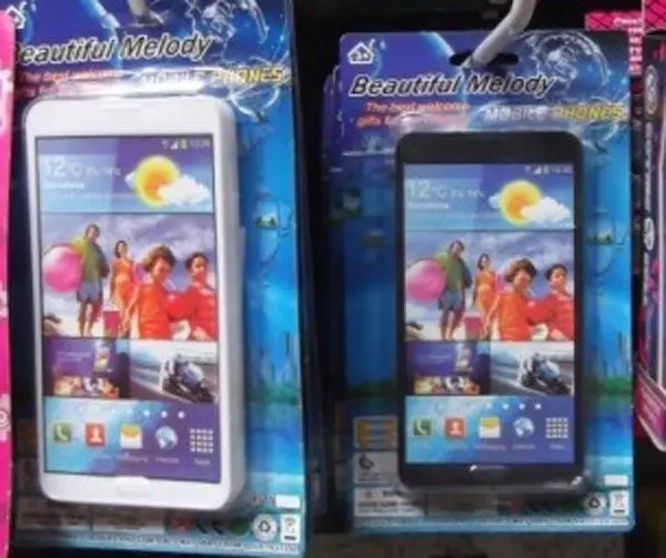 Foto dell’avviso ufficiale: Beautiful Melody Mobile phone Telefono cellulare giocattolo — rischio: Lesioni uditive