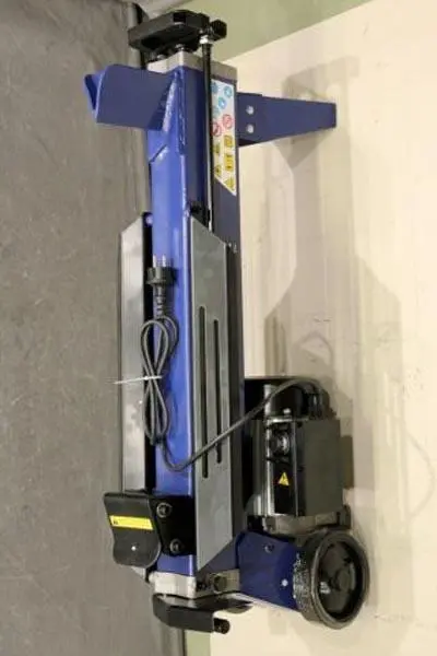 Photo from the official notice: Nutool 5T Log Splitter — electric shock risk