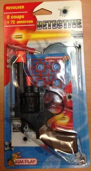 Foto uit de officiële melding: Kim'play Detective Kappistool — risico: Gehoorschade