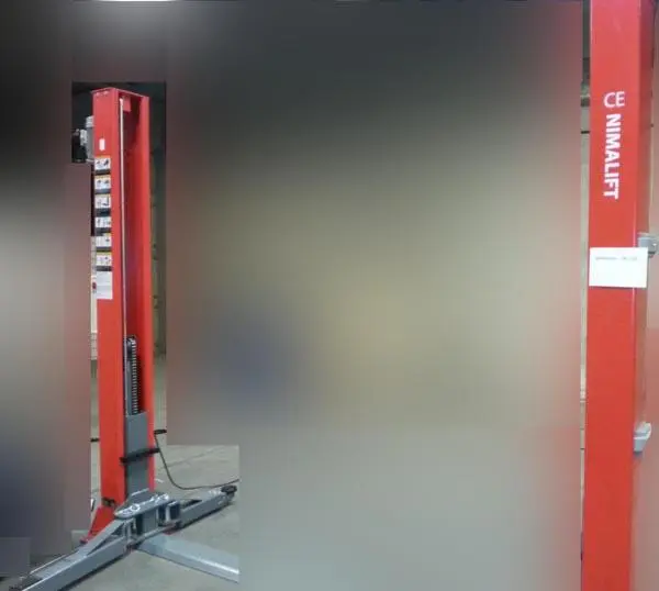Foto do aviso oficial: Nimalift Deluxe 2-søjlet autolift Ascensor do veículo — risco: Ferimentos