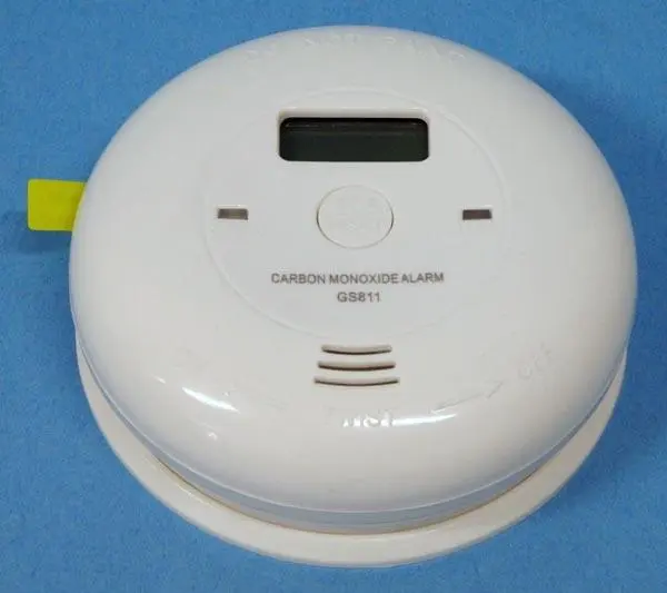 Photo from the official notice: Logilink Carbon Monoxide Detector with LCD — suffocation risk