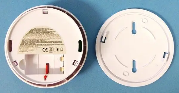 Photo de l’avis officiel: Qlight Carbon-Monoxide Alarm Détecteur de monoxyde de carbone — risque: Asphyxie